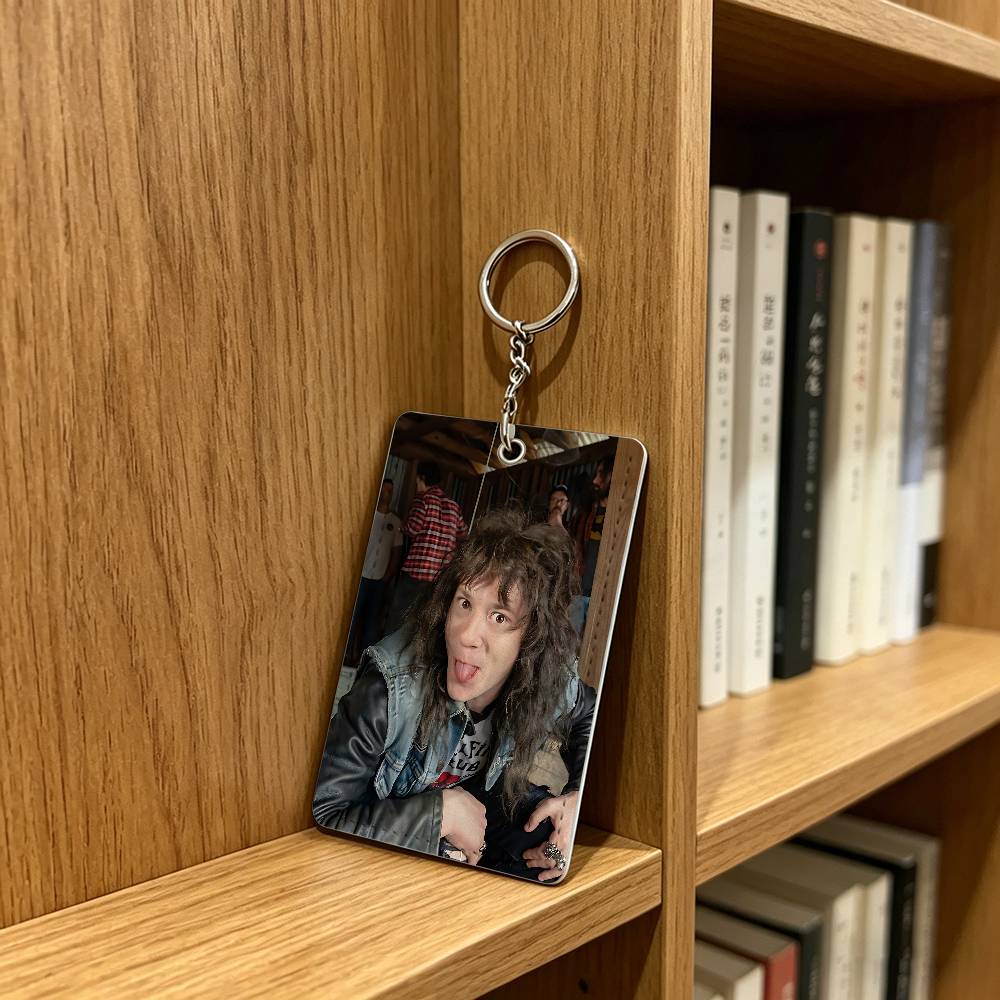 actor J-Joseph Quinn Cat Badge - Leather Work Leather 评论和价格