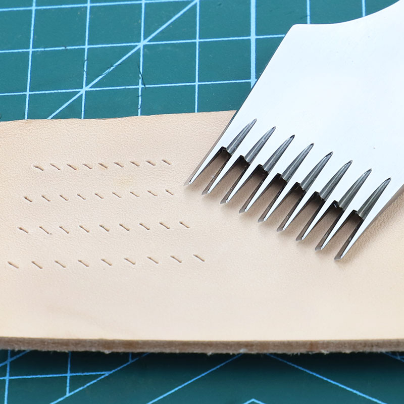 NEW High Quality Leather Die-s - Leatherwork In French 评论和价格